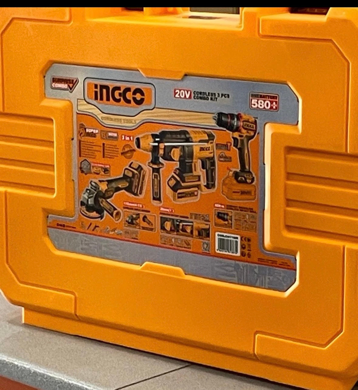 Kit Ingco Avvitatore+Smerigliatrice+Demolitore+2batt.4ah+caricabatt.+valigetta                 SET TRAPANO A PERCUSSIONE CIDLI206681+ SMERIGLIATRICE ANGOLARE CAGLI27153 + TRAPANO PERFORATORE CRHLI20228 20V